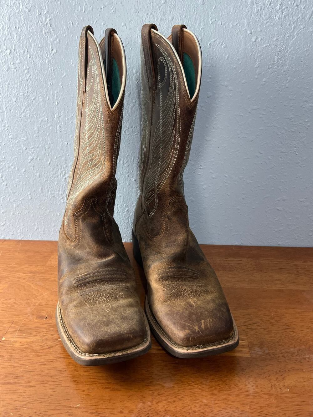 Ariat Square Toe Western Boots Size 9.5B Brown Leather Embroidered 1001852B
